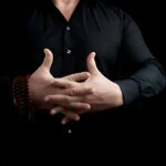 O Poder do Vajrapradama Mudra: Benefícios e Guia Passo a Passo