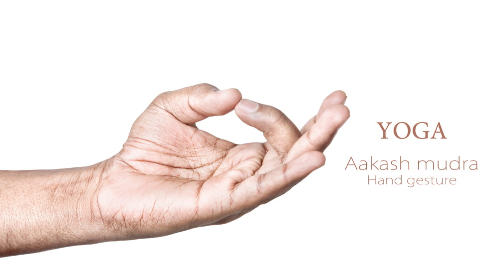 Akash Mudra mudra for hair growth and thickness 