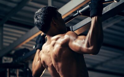 Um einen Klimmzug zu machen, beginnen Sie mit den negativen: Fünf Schlüssel zum richtigen Ausführen