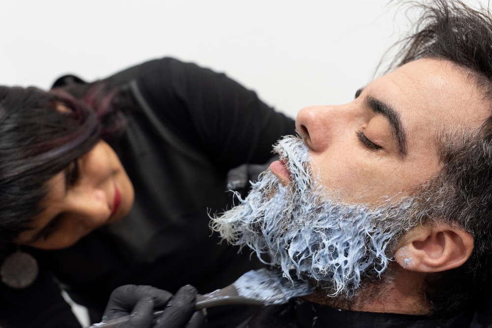 Dye Your Beard Without Staining Your Skin