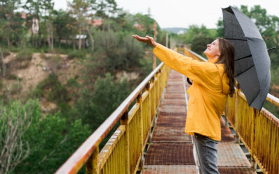 Faut-il se laver les cheveux après la pluie ?